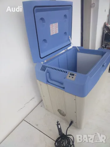 Хладилна чанта Frigobox обем  28 литра 12V 4А Две функции за,  охлаждане и затоплянe съвместима с за, снимка 14 - Хладилни чанти - 49873421