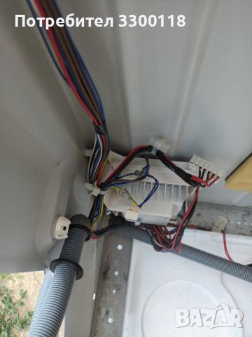 Пералня Hotpoint Ariston WMD722, снимка 8 - Перални - 41292276