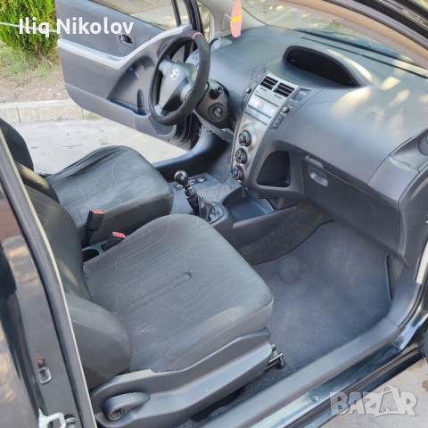 Toyota Yaris 2011g. 1.4 dizel, снимка 14 - Автомобили и джипове - 52524738
