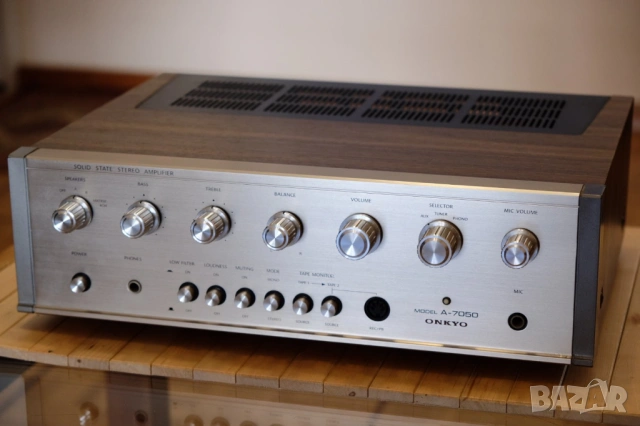 Усилвател Onkyo A-7050