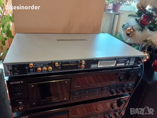 Harman Kardon DVD27/230 отличен DVD/CD/mp3 плейър, снимка 2 - Декове - 52889057