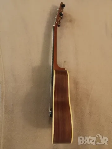 Винтидж LAKA VUC90 концертно акустично укулеле,китара сатенена коа с отворени пори. , снимка 4 - Китари - 48434162