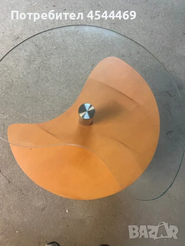 Маса за хол с метална основа у въртящо  се  стъкло, снимка 4 - Маси - 51293632