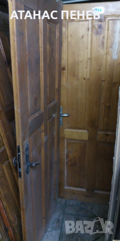 ДЪРВЕНИ ВРАТИ - МАСИВ