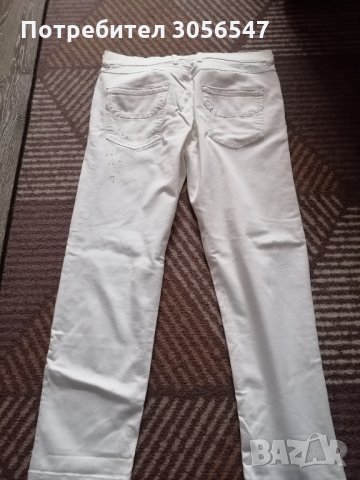 Бели дънки sisley, снимка 2 - Дънки - 34747095