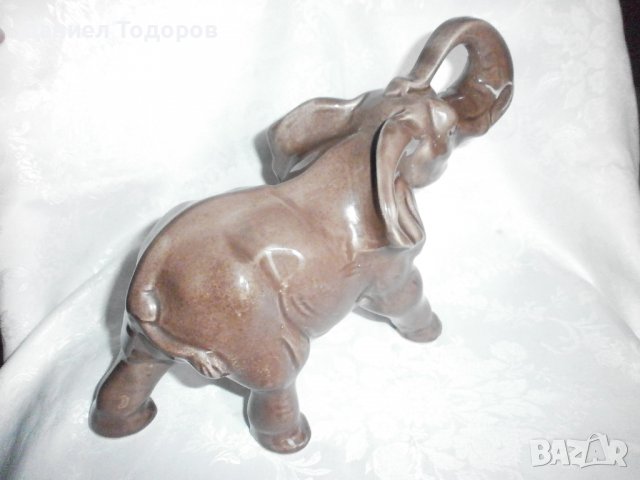 Стара Керамична  Фигура, Статуетка - Слон, снимка 2 - Декорация за дома - 38899277