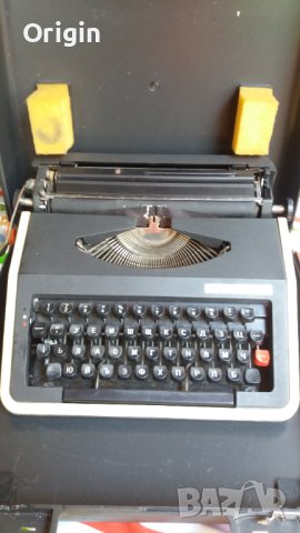 Пишеща машина Хеброс 1300Ф, снимка 4 - Антикварни и старинни предмети - 38031247