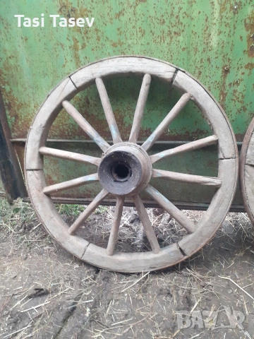 колела от каруца, снимка 2 - Декорация за дома - 53220120