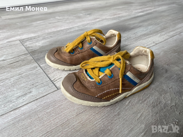 Обувки Clarks 23 номер, снимка 4 - Детски обувки - 44729183