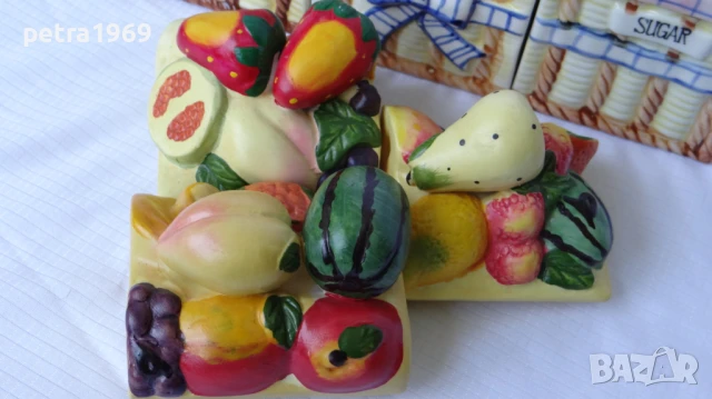 Комплект порцеланови буркани с много сладки капаци, снимка 6 - Други - 50627712