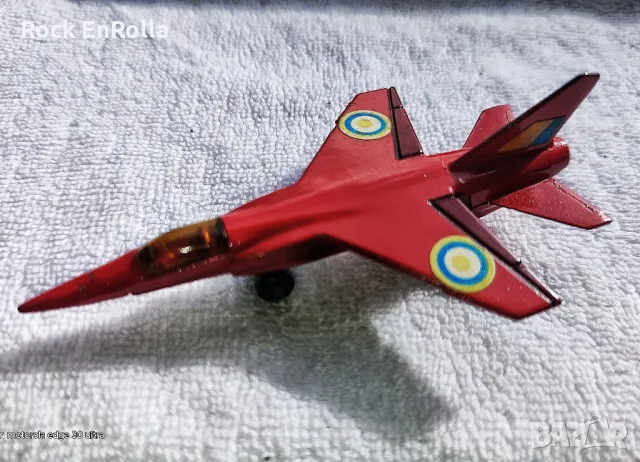 Matchbox SB4 Mirage F1, снимка 2 - Колекции - 49964308