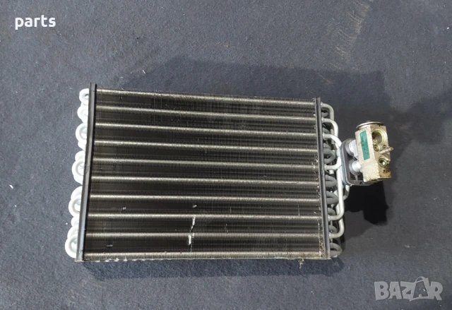 Вътрешен Радиатор Климатик Мерцедес Е класа W210 (Н) - C W202 - 2028300183, снимка 2 - Части - 50856966