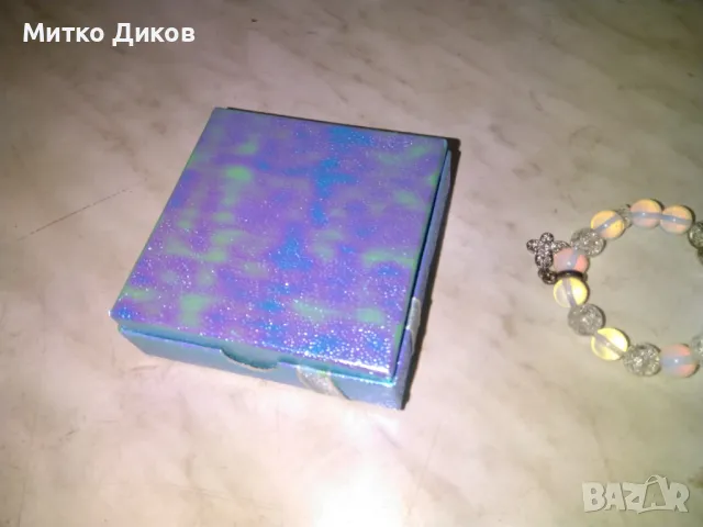 Нова гривна от камъни в подаръчна кутийка тип Сваровски, снимка 8 - Гривни - 47868366