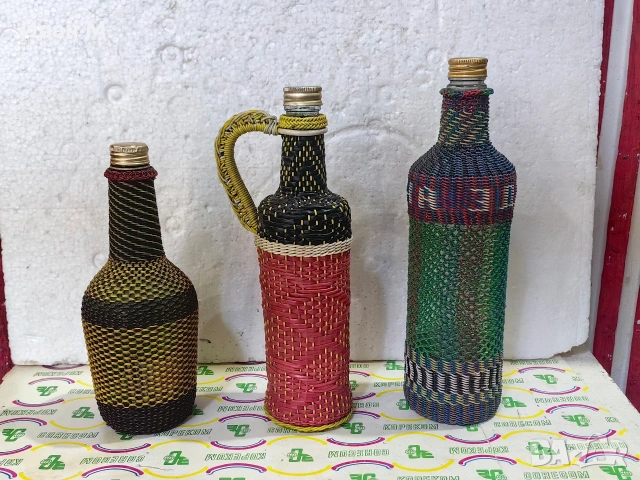 ръчно плетени шишета 3 бр за 15 евро 
