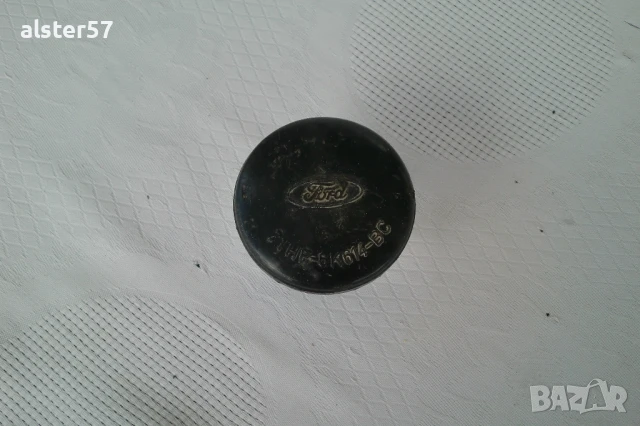 Капачка за масло от Ford Sierra  71HF-6K614-BC., снимка 2 - Части - 50495849