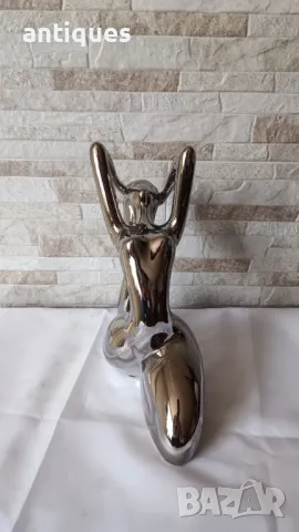 Голяма порцеланова фигура - Жена - 26см, снимка 9 - Антикварни и старинни предмети - 50217693