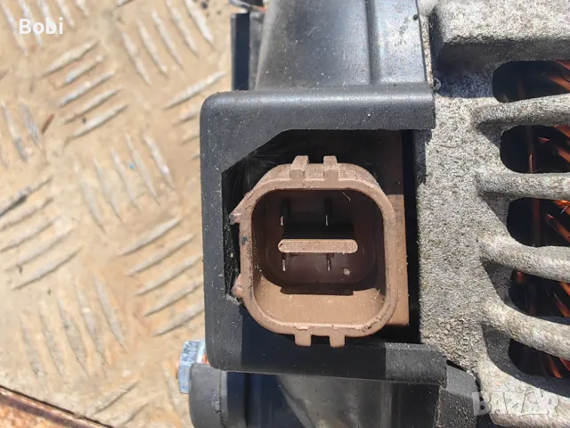 Генератор Honda 2.4i бензин тип на мотора K24, снимка 2 - Части - 50308515