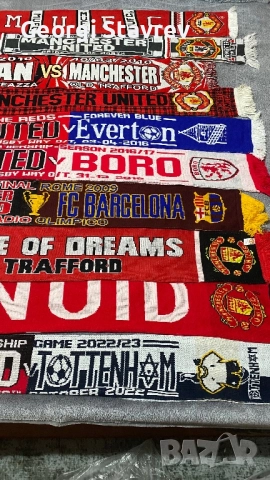 Манчестър Юнайтед шалове!!!, снимка 7 - Фен артикули - 52662933