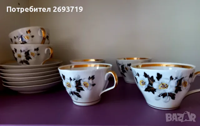Стар позлатен сервиз от костен порцелан, снимка 2 - Сервизи - 56156195