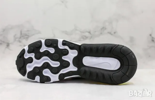 Nike Air Max 270 React номер 44 ,5  оригинални маратонки , снимка 5 - Маратонки - 50026150