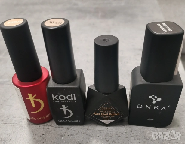 Топ лак Multi и три цвята гел лак 