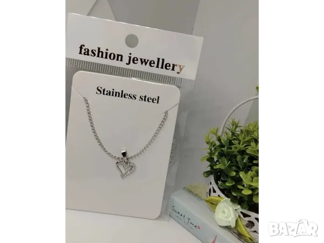 колиета, снимка 11 - Колиета, медальони, синджири - 50438645