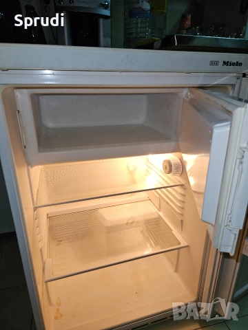 хладилник Miele-Миеле, снимка 3 - Хладилници - 52938376