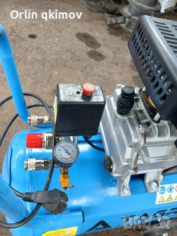 Компресор 50л, снимка 3 - Електродвигатели - 53596365