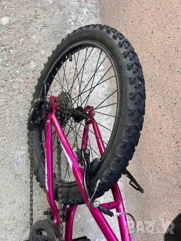 Детски велосипед 20 цола, снимка 5 - Детски велосипеди, триколки и коли - 50980079