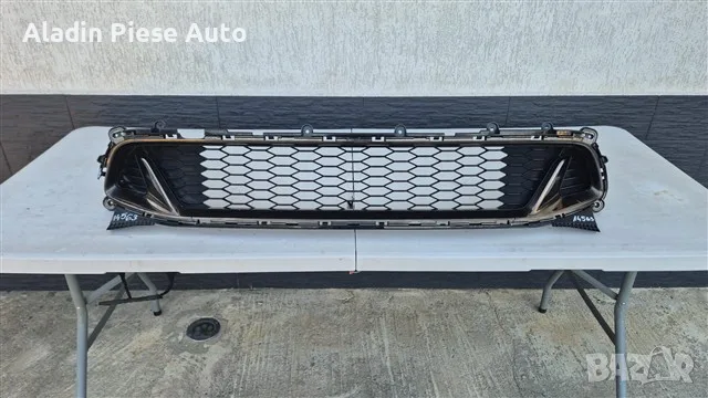 Долна решетка предна броня Kia Stinger година 2018 2019 2020 2021 2022 2023 код 86561-J5600 