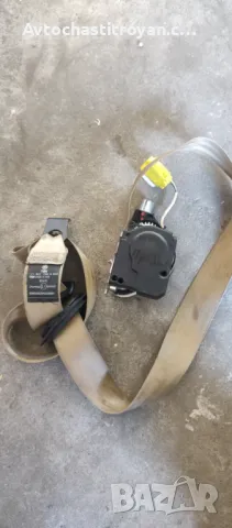 Преден десен колан VW touran - 1T1 857 706 A, снимка 1