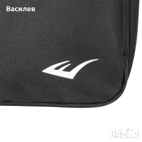 Everlast оригинална чанта през рамо паласка внос Англия, снимка 3 - Чанти - 53848989