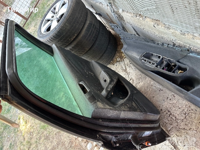 Задна дясна врата от Пасат 6, снимка 2 - Части - 51764753