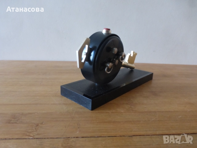 Будилник Слава "Ключът на Москва" часовник 2 , снимка 6 - Антикварни и старинни предмети - 52108814
