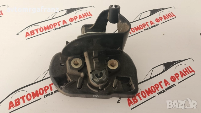 2K0843604 ЗАДНА ДЯСНА БРАВА ПЛЪЗГАЩА ВРАТА ЗА VOLKSWAGEN T5