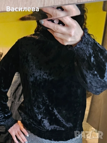 Плюшено поло , снимка 3 - Блузи с дълъг ръкав и пуловери - 52311023
