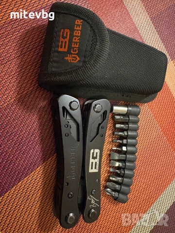 Мултитул Gerber с калъфче и комплект битове към него, снимка 3 - Такъми - 53126300