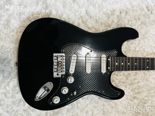 електрическа китара тип Stratocaster HSS - Перфектно състояние, снимка 7 - Китари - 53090134