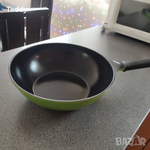 Голям дълбок тиган Ozeri с незалепващо керамично покритие, снимка 6 - Съдове за готвене - 51830593