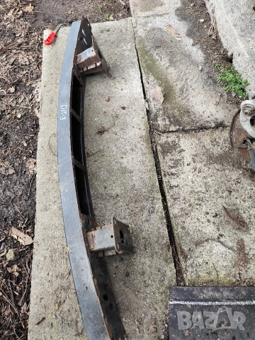 Основа предна броня -Discovery 3 -2.7-190кс-2008г, снимка 3 - Части - 53606777