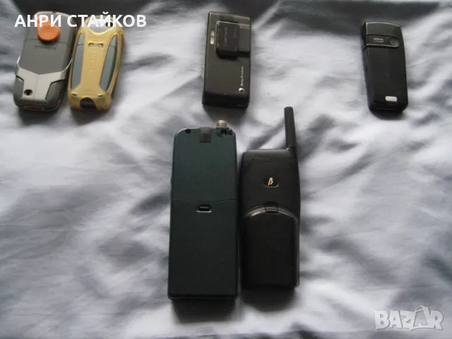 Продавам лот от телефони за колекционери, снимка 2 - Други - 45190769