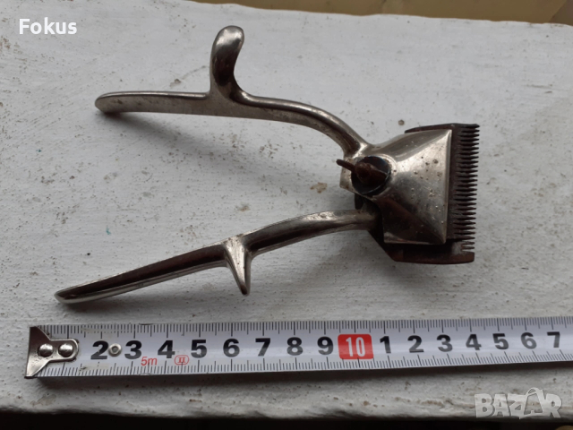 Стара ръчна машинка за подстригване, снимка 3 - Антикварни и старинни предмети - 53498778