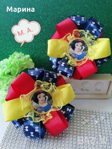 Панделка на Снежанка в червено, синьо и жълто