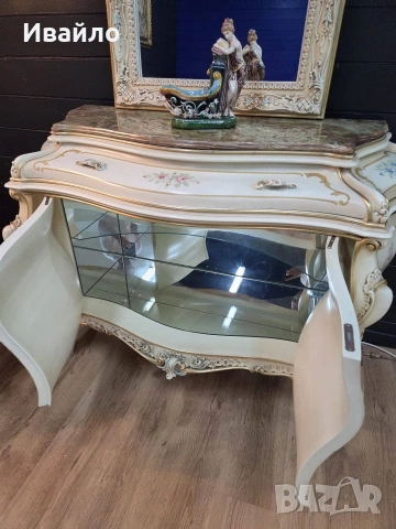 Италианска барокова холна гарнитура , снимка 12 - Дивани и мека мебел - 53698130