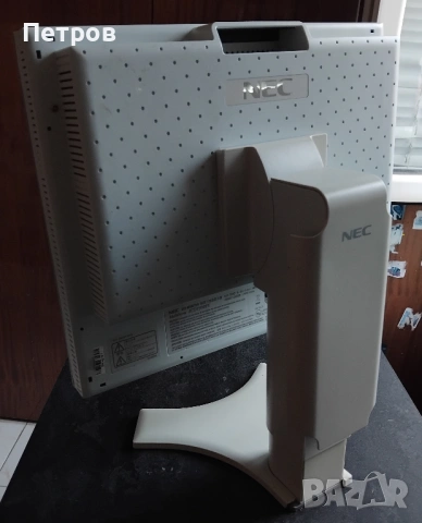 NEC MultiSync L195RW е 19″ (48 cm) LCD, снимка 7 - Монитори - 50832783