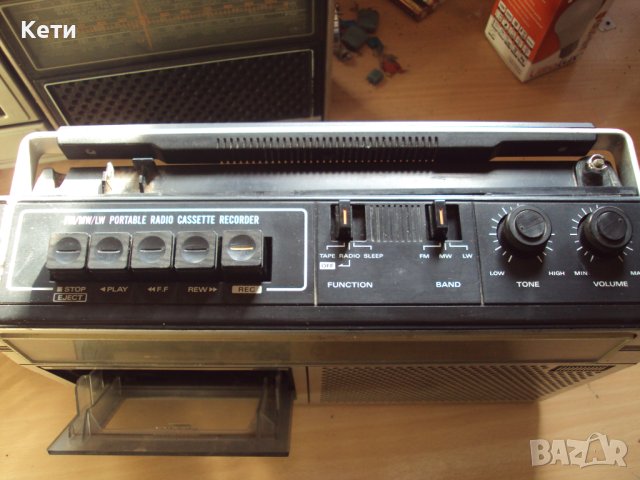 Продавам, снимка 3 - Радиокасетофони, транзистори - 42726546