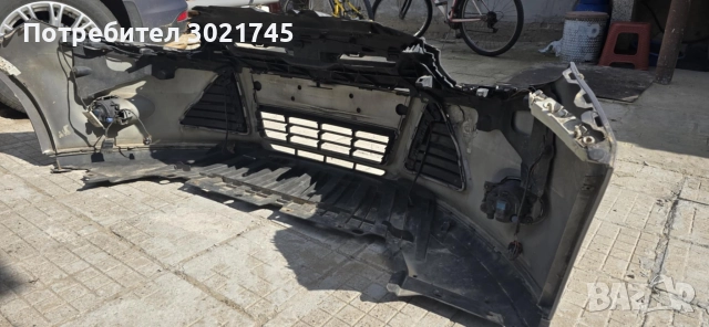 Предна броня за Форд фокус мк3 , снимка 2 - Части - 51870234