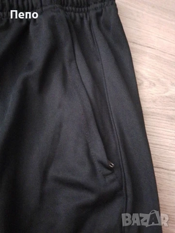 Гащи Nike , снимка 4 - Къси панталони - 50950092