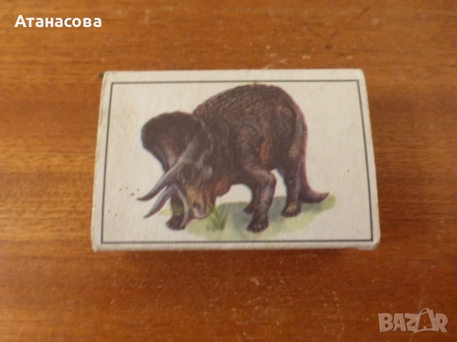 Кибрит с динозавър Стегозавър