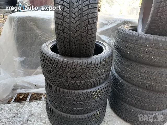 4 бр. Vredestein 235/40R18 DOT 3325. Като нови., снимка 2 - Гуми и джанти - 55971373